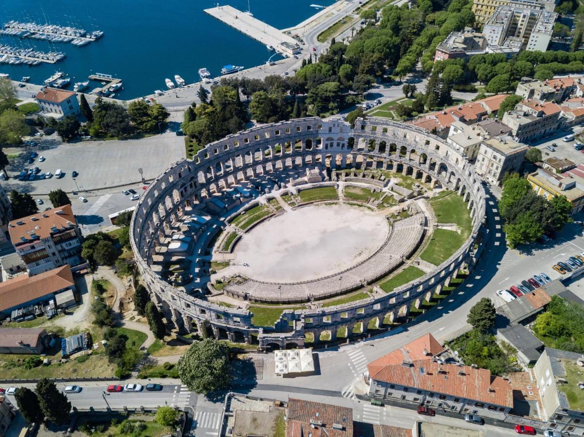 Lumalu Διαμέρισμα Galižana Εξωτερικό φωτογραφία